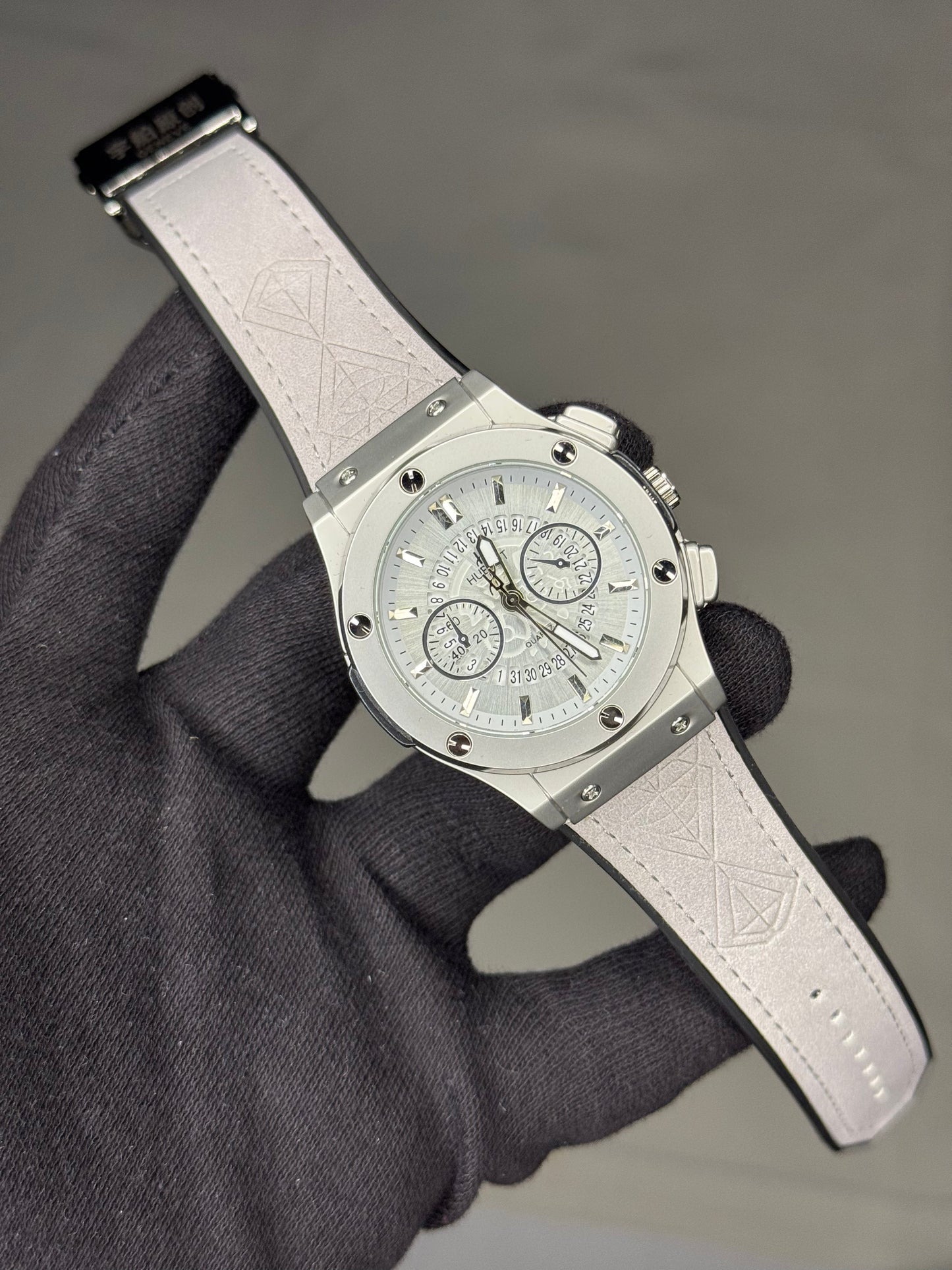 Premium Hublot Big Bang Watch