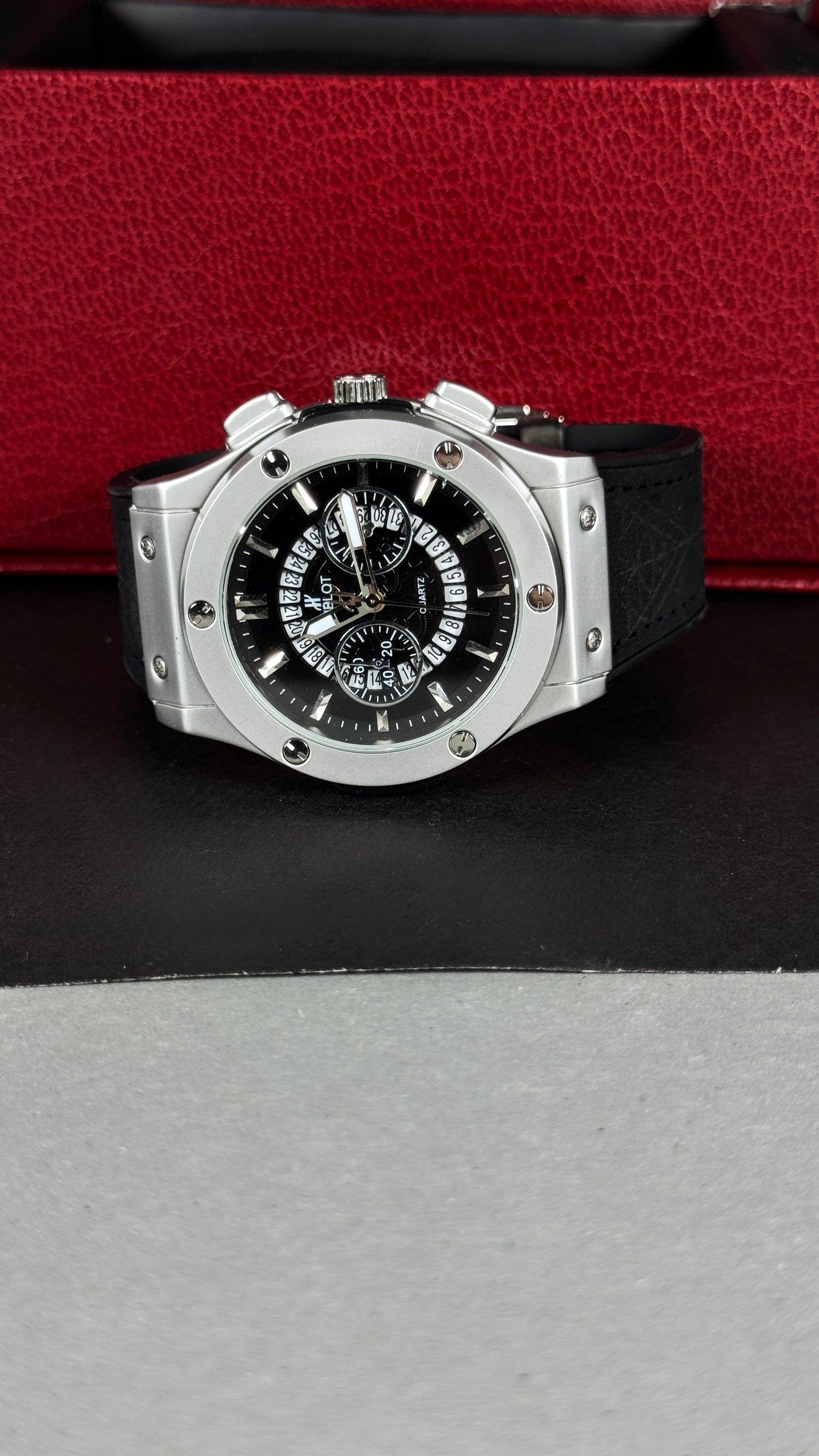 Premium Hublot Big Bang Watch